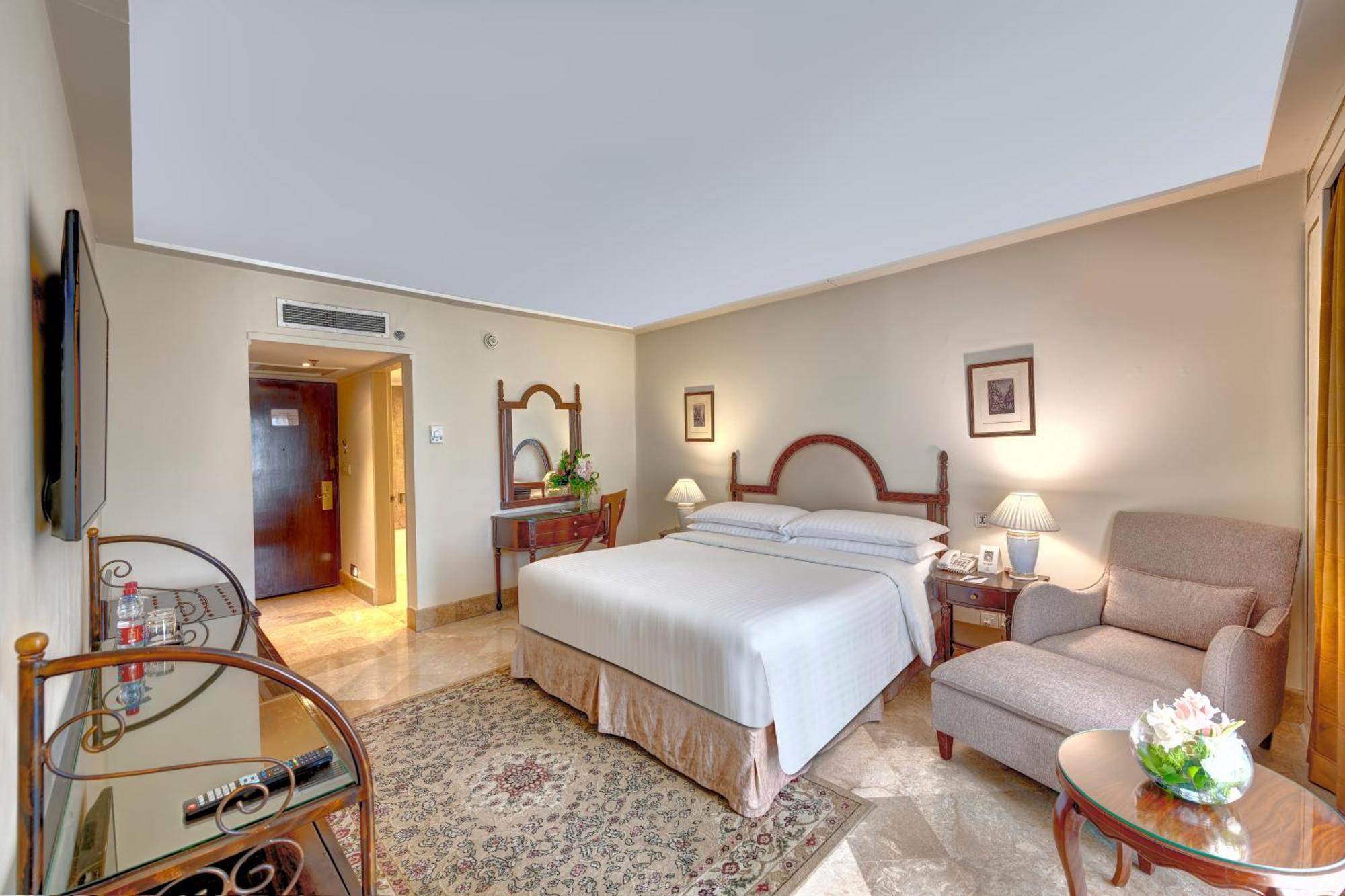 Pearl Continental Hotel, Rawalpindi Exterior photo