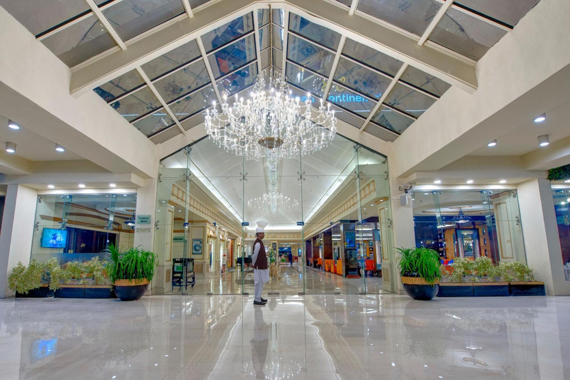 Pearl Continental Hotel, Rawalpindi Exterior photo